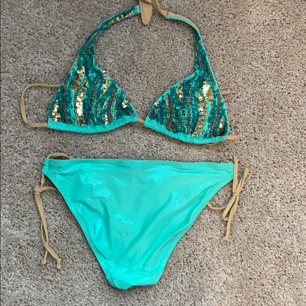 EUC Victoria’s Secret swim suit - Picture 3 of 3